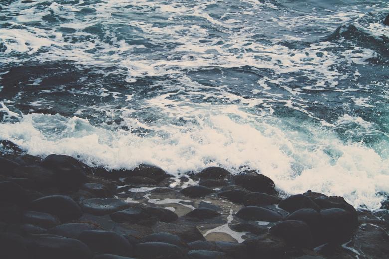 Free stock image of Rocky Shore created by Unsplash