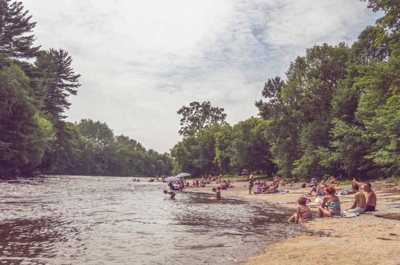 Free stock image of River Side created by Unsplash