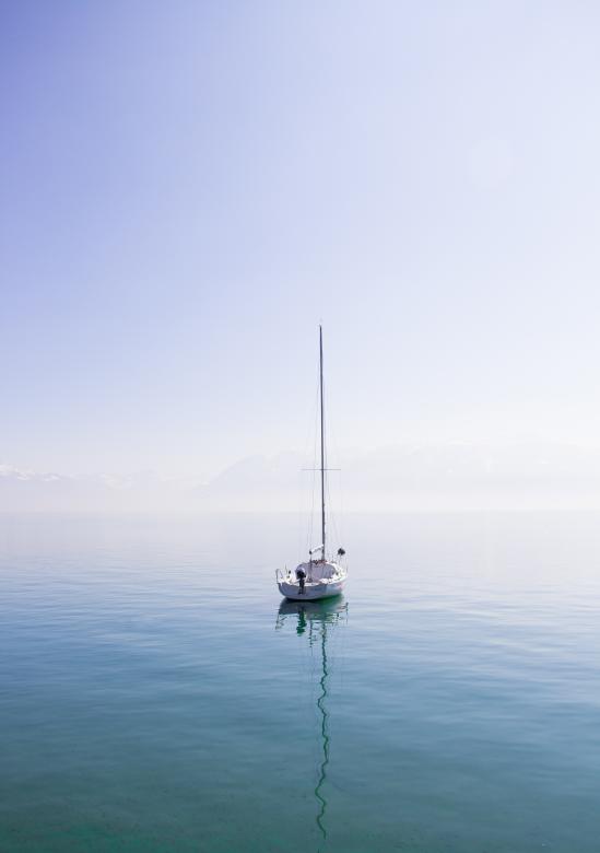 Free stock image of Lonely Boat created by Unsplash