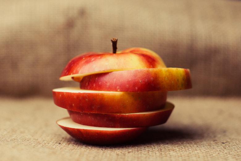 Free stock image of Sliced Apple created by StockSnap