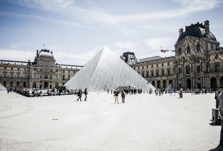 Free stock image of Tourists created by Unsplash