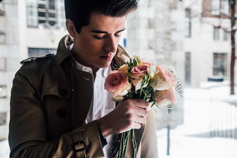 Free stock image of Holding Flowers created by Unsplash