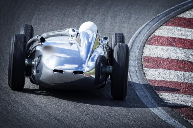 Free stock image of Old Racecar created by Pixabay