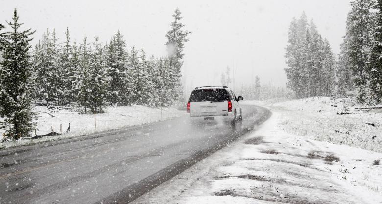 Free stock image of Snowfall created by Pixabay