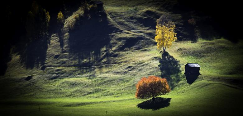 Free stock image of Curvy Landscape created by Pixabay
