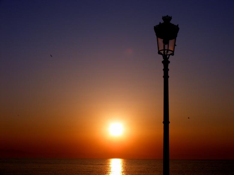 Free stock image of Lantern created by Pixabay