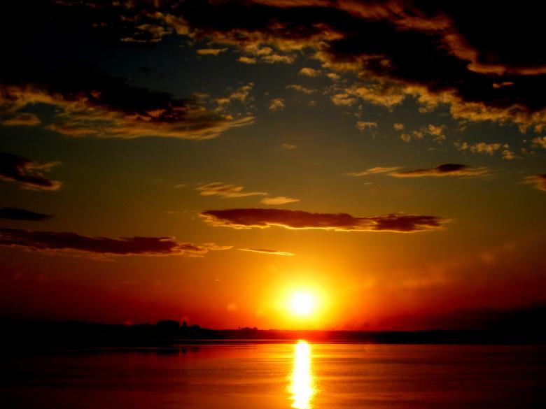 Free stock image of Glare created by Pixabay