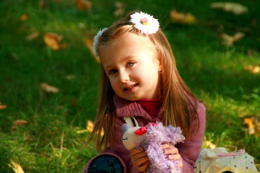 Free Stock Photo of Little Girl