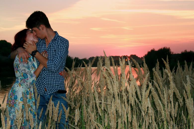 Free stock image of Lovers created by Pixabay