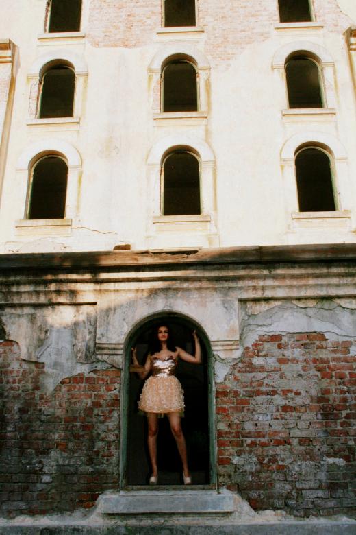 Free stock image of Girl in the Building created by Pixabay