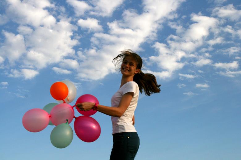Free stock image of Jumping Girl created by Pixabay