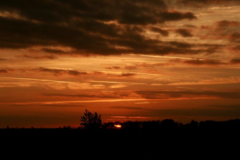Free stock image of Sunset created by Pixabay
