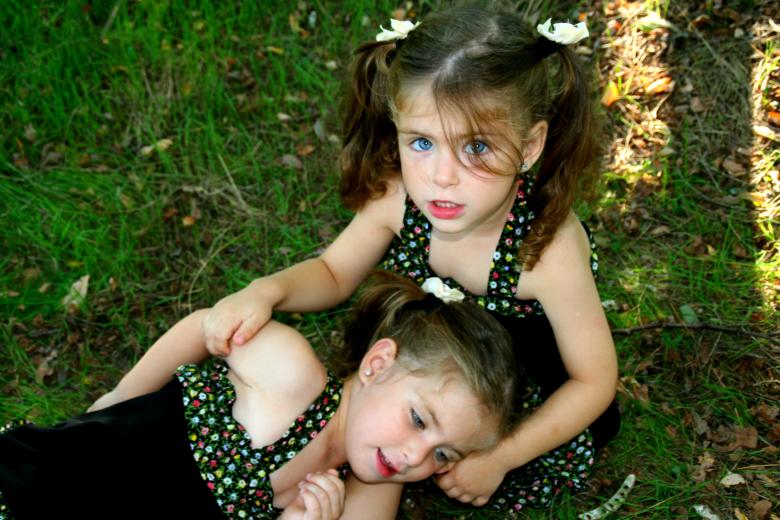 Free stock image of Sister Love created by Pixabay