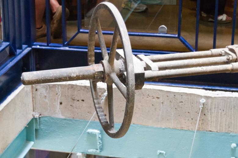Free stock image of Valve wheel on pipe created by Geoffrey Whiteway