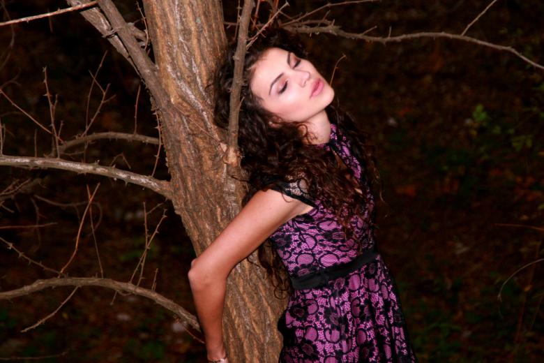 Free stock image of Pose with the Tree created by Pixabay