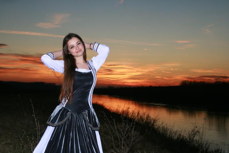 Free stock image of Near the River created by Pixabay