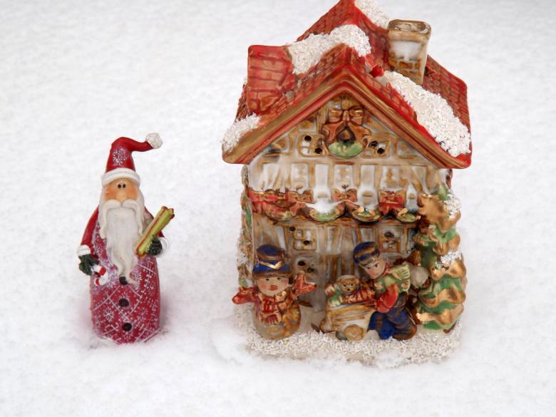 Free stock image of Christmas created by Pixabay