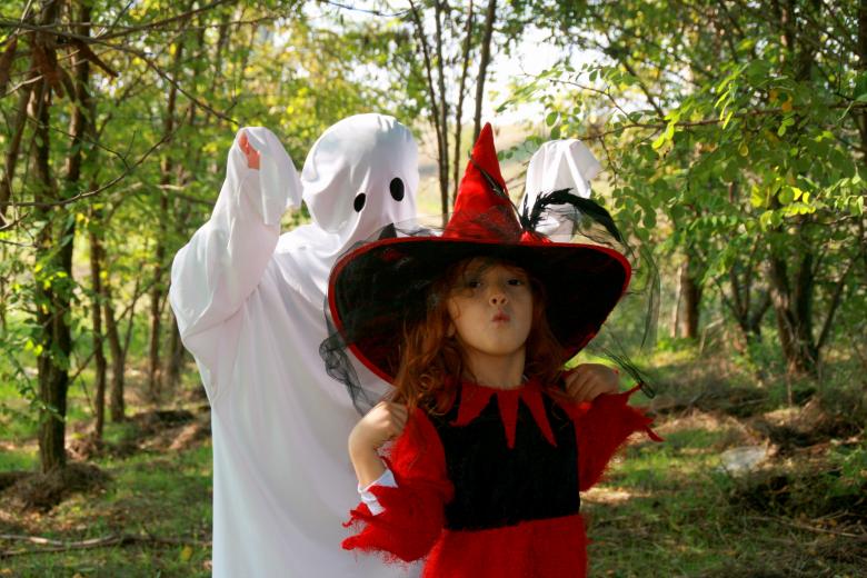 Free stock image of Witch created by Pixabay