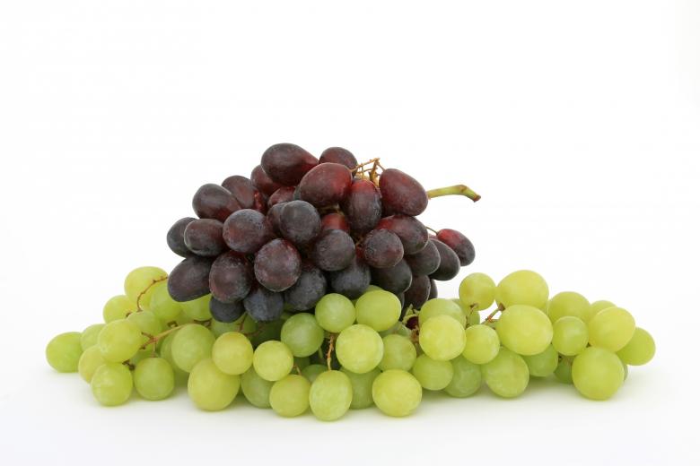 Free stock image of Grapes created by Pixabay