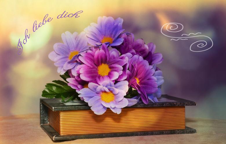 Free stock image of Flowers created by Pixabay