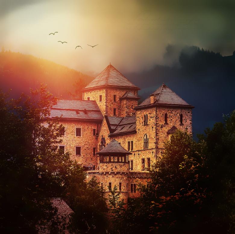 Free stock image of Castle Building created by Pixabay