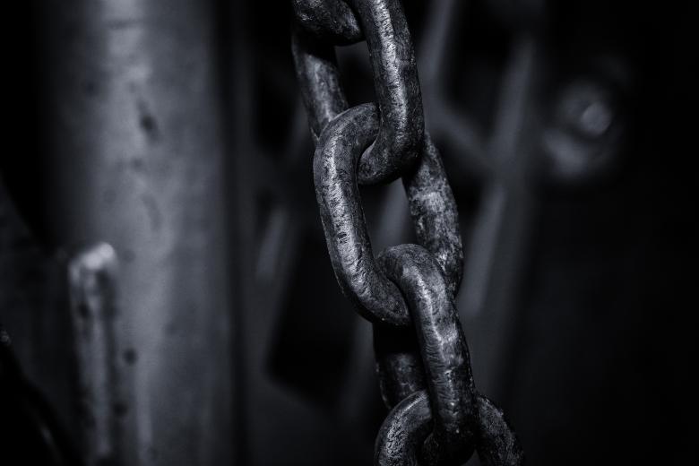 Free stock image of Iron Chain created by Pixabay