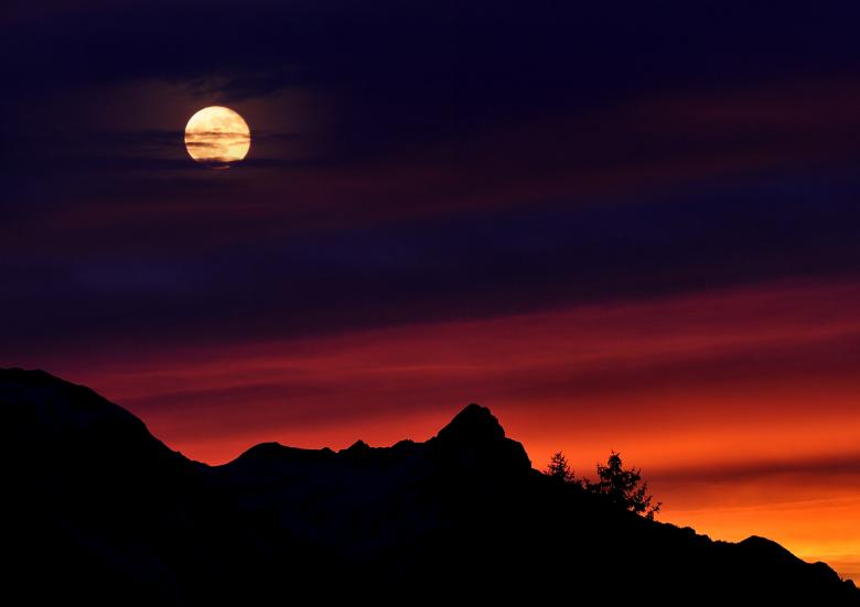 Free stock image of Night created by Pixabay