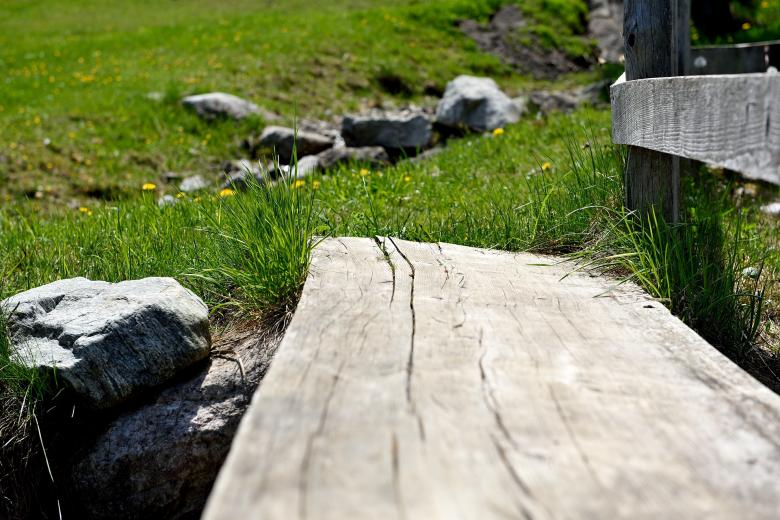 Free stock image of Outside Bench created by Pixabay