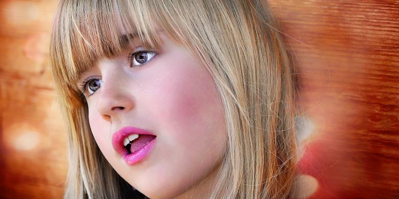 Free stock image of Blonde created by Pixabay