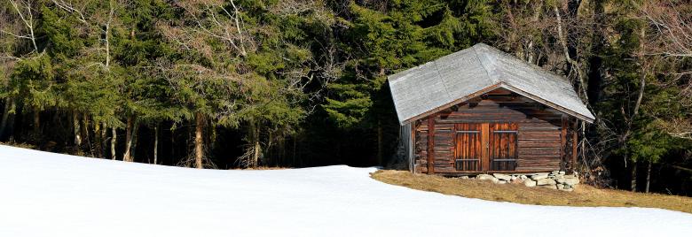 Free stock image of Hut created by Pixabay
