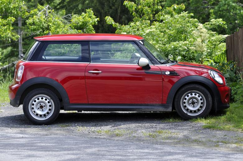Free stock image of Car created by Pixabay