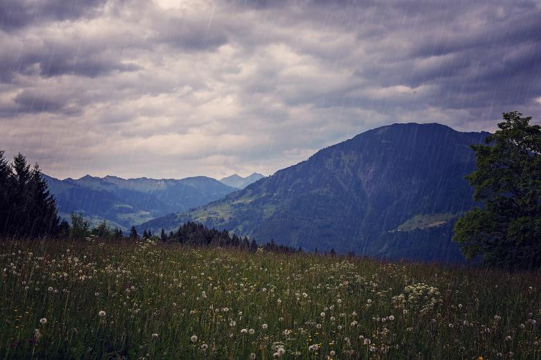 Free stock image of Mountainous created by Pixabay