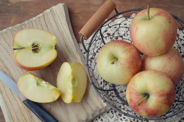 Free stock image of Fruit created by Pixabay