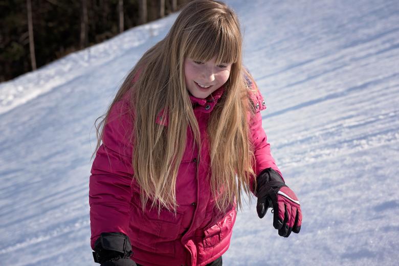 Free stock image of Blonde in Winter created by Pixabay