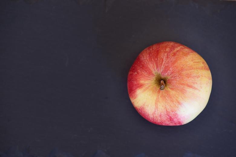 Free stock image of Fresh Apple created by Pixabay