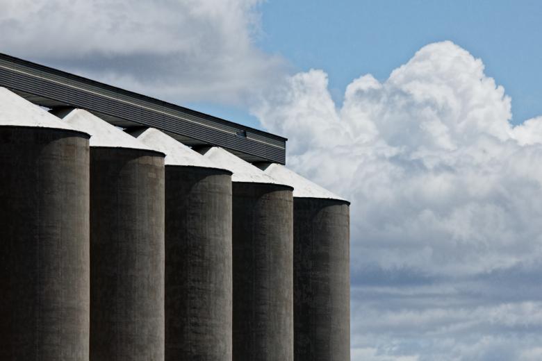 Free stock image of Grain Silo created by Pixabay