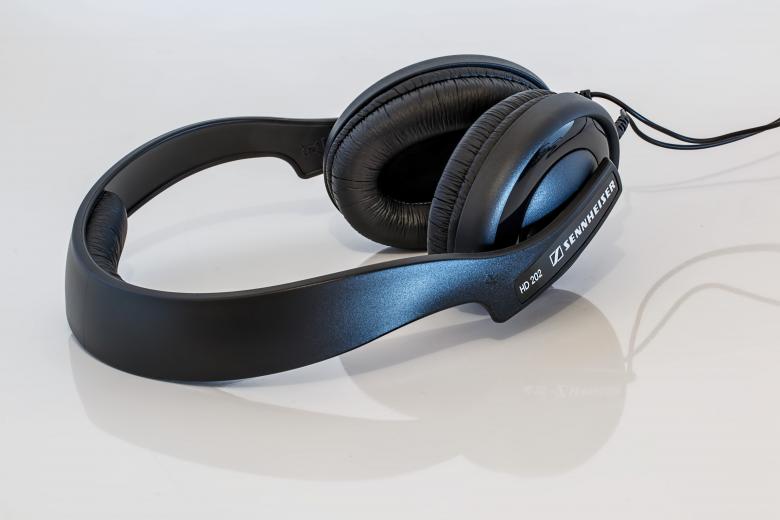 Free stock image of Headphone created by Pixabay