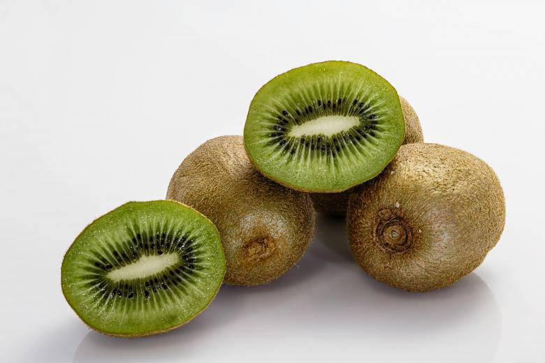 Free stock image of Kiwi created by Pixabay