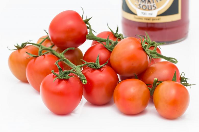 Free stock image of Tomatoes created by Pixabay