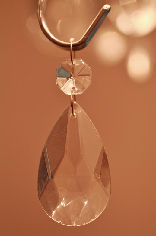 Free stock image of Crystal created by Pixabay