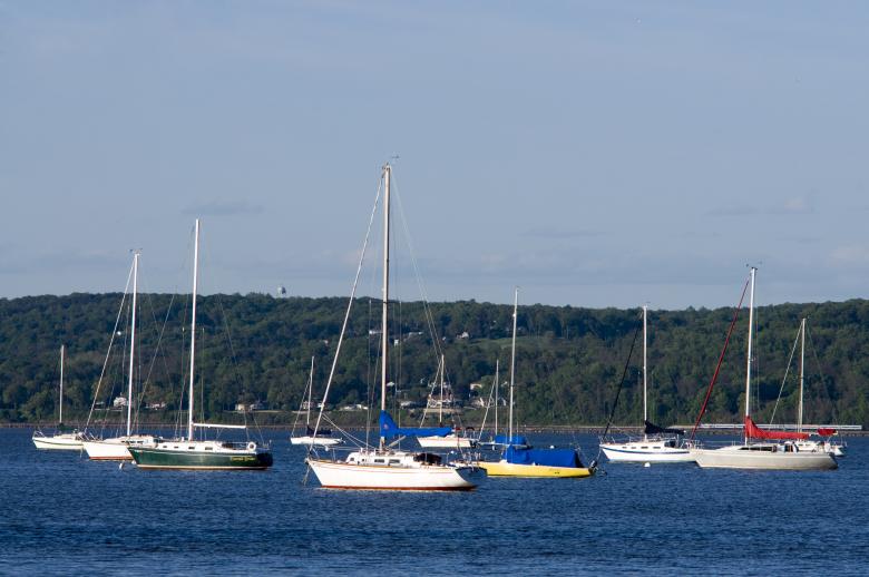Free stock image of Boats on the Hudson created by Marshall Reyher
