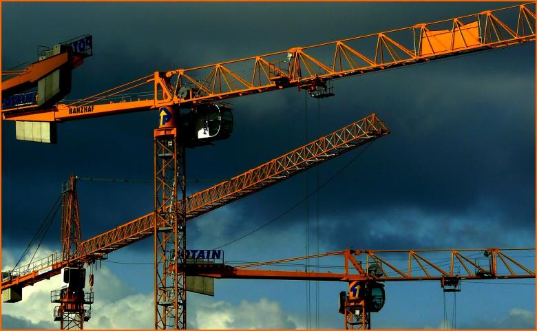 Free stock image of Crane created by Pixabay