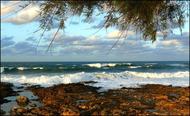 Free stock image of Shore created by Pixabay