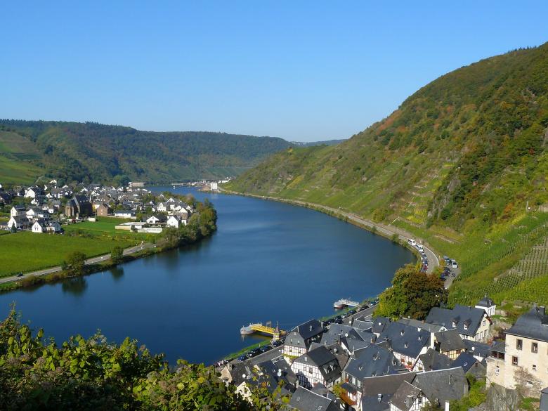 Free stock image of Mosel created by Pixabay