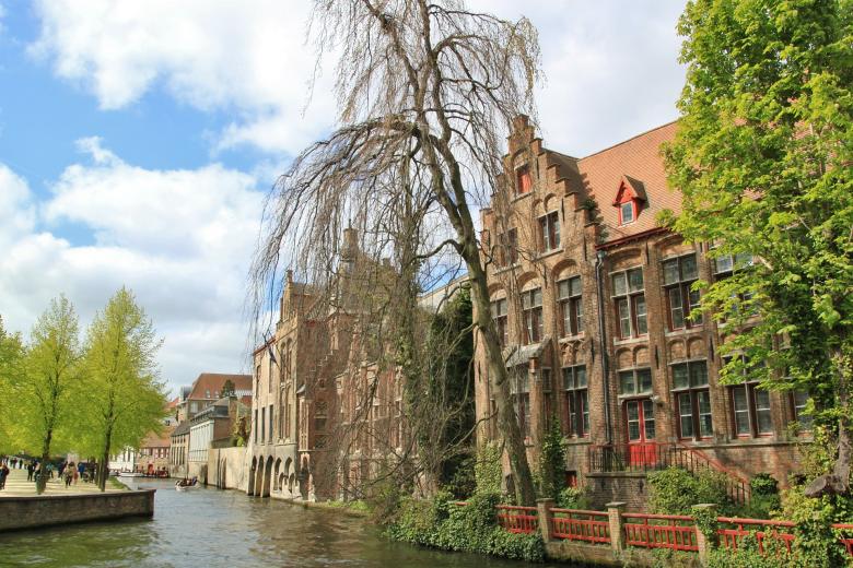 Free stock image of Brugge created by Pixabay