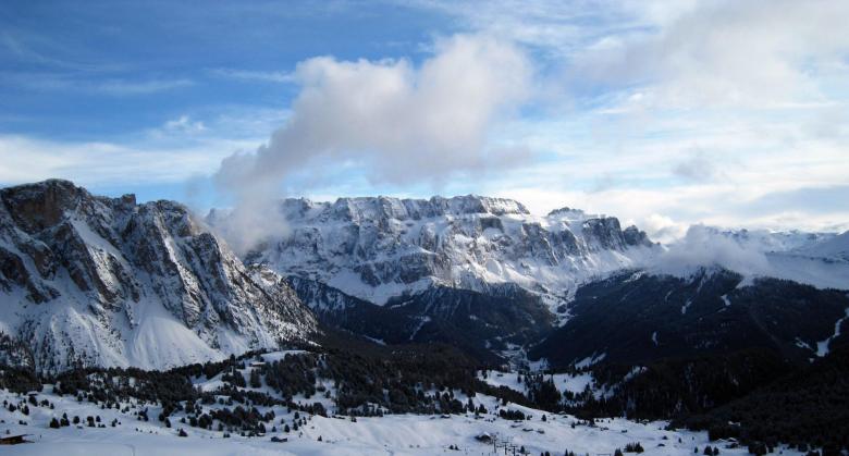 Free stock image of Mountain created by Pixabay