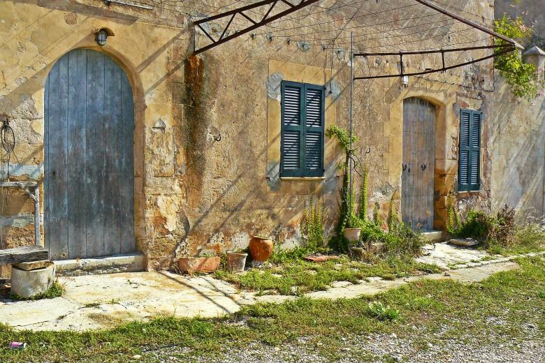 Free stock image of Old Residence created by Pixabay