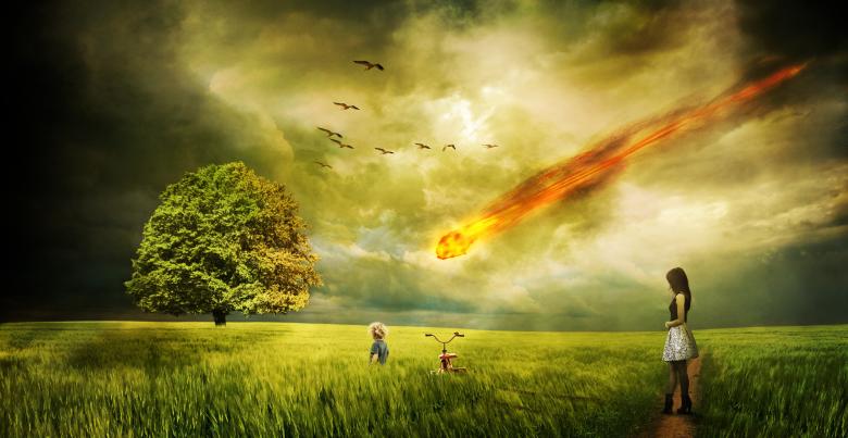 Free stock image of Meteorite on its way to hit created by Pixabay