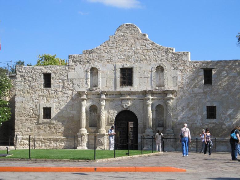 Free stock image of Alamo Downtown created by Pixabay