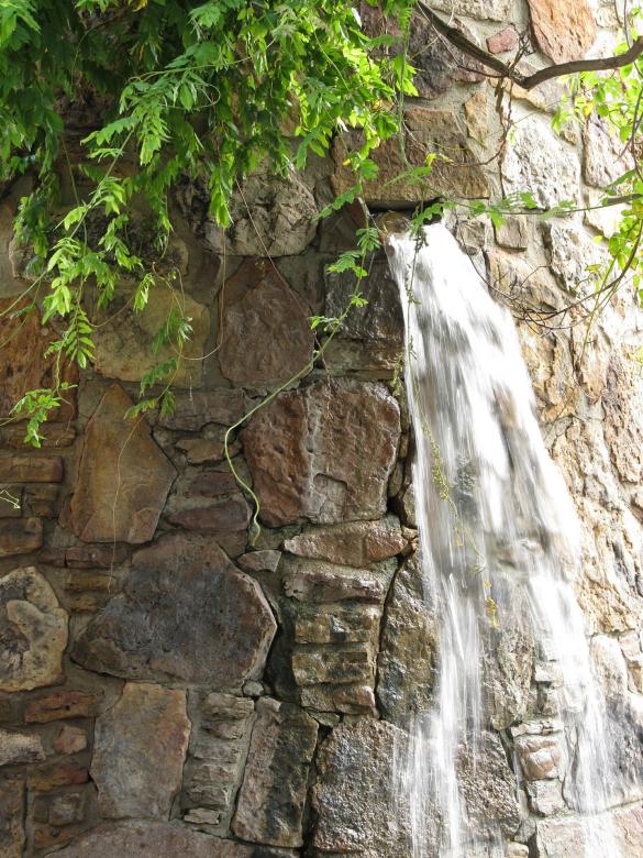 Free stock image of Waterfall created by Pixabay